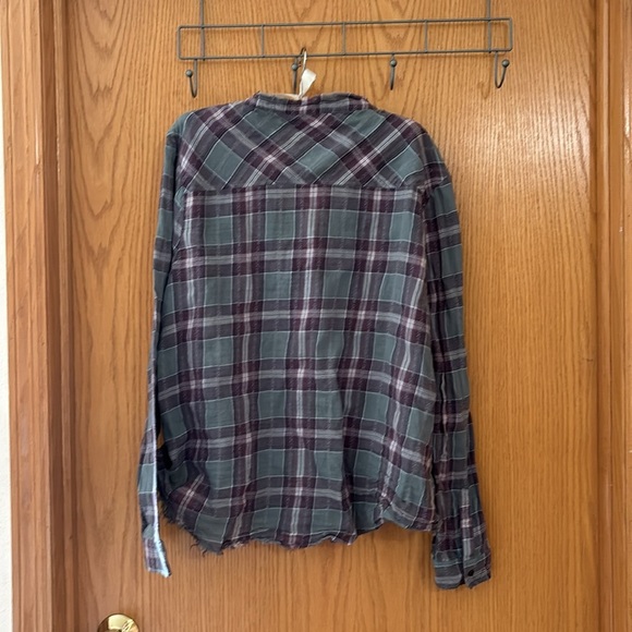 Gilded Intent Frayed Button Down- Size XL - Picture 7 of 7